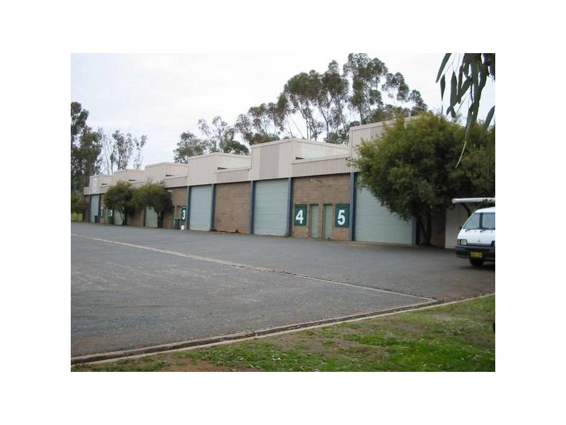 10 HUDSON CRES., Albury NSW 2640