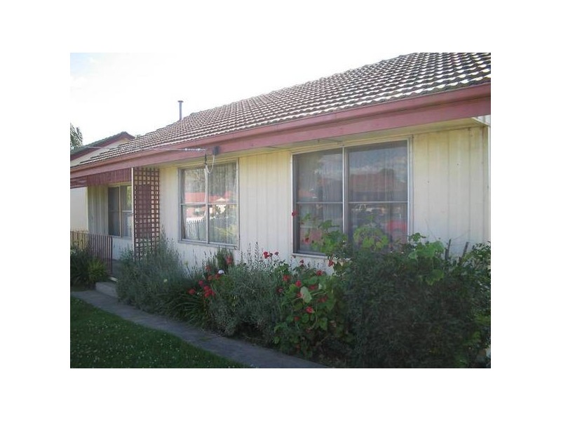 17 Gilbert Street, Wodonga VIC 3690