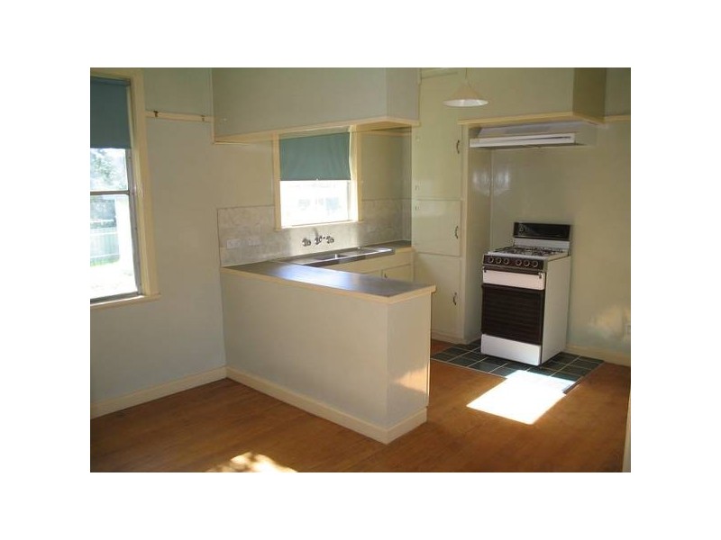 17 Gilbert Street, Wodonga VIC 3690