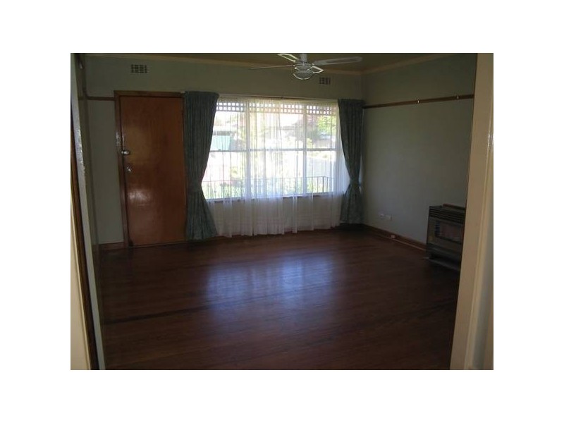 17 Gilbert Street, Wodonga VIC 3690