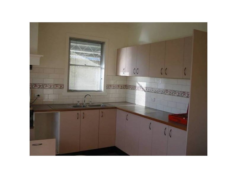 215 Lawrence Street, Wodonga VIC 3690