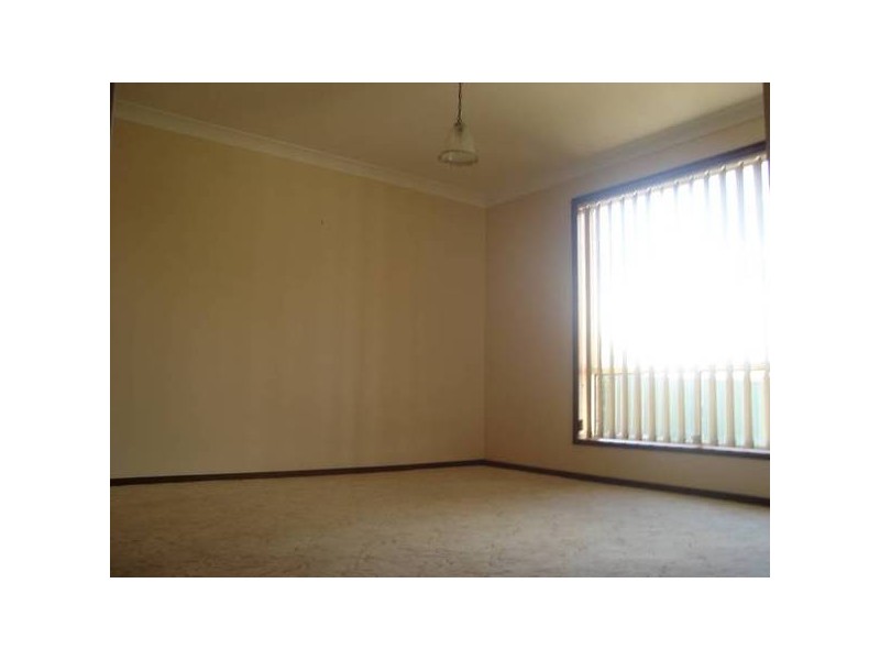 McCulloch Crescent, Wodonga VIC 3690