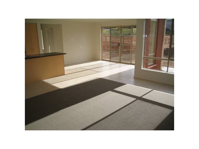 99 Yarralumla Drive, Wodonga VIC 3690