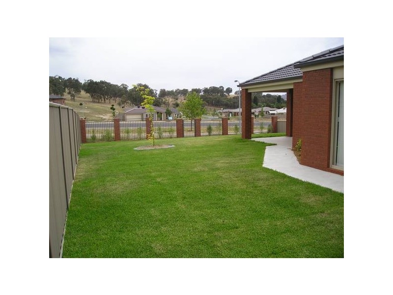 99 Yarralumla Drive, Wodonga VIC 3690
