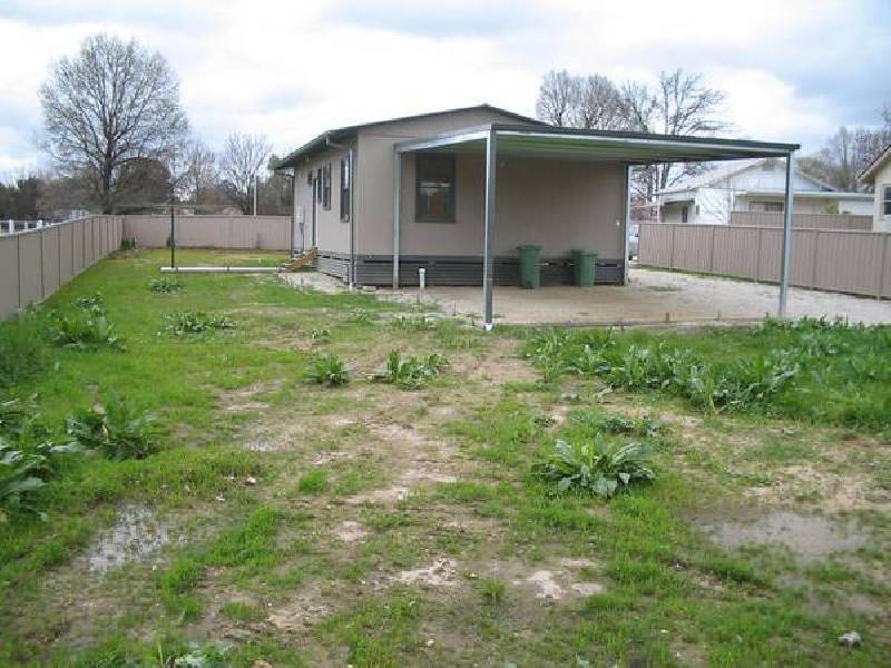 14 Conness Street, Chiltern VIC 3683