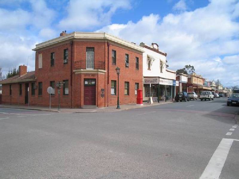 14 Conness Street, Chiltern VIC 3683