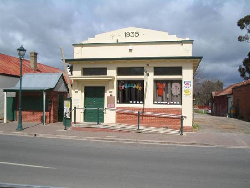 14 Conness Street, Chiltern VIC 3683