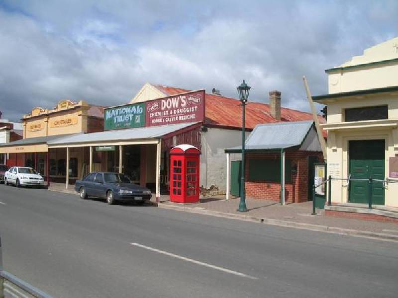 14 Conness Street, Chiltern VIC 3683