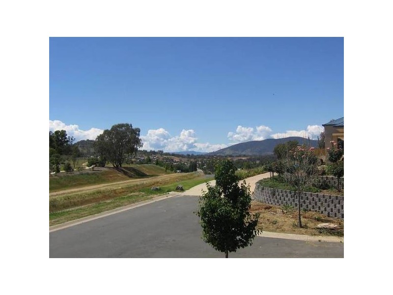 27 Yarralumla Drive, Wodonga VIC 3690