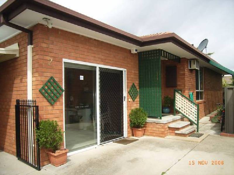 2/7 Eleanor Court, Wodonga VIC 3690
