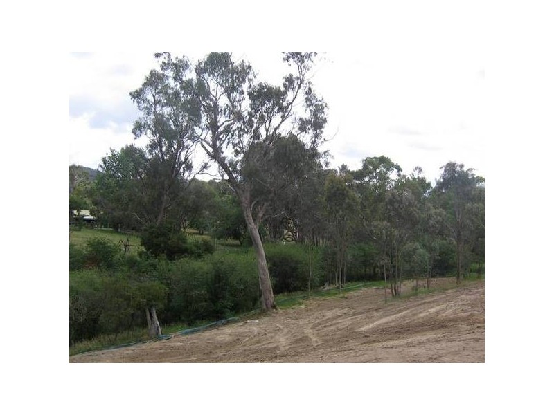 RACECOURSE ROAD, Yackandandah VIC 3749