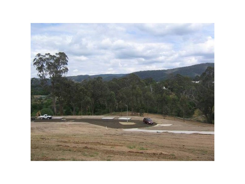 RACECOURSE ROAD, Yackandandah VIC 3749