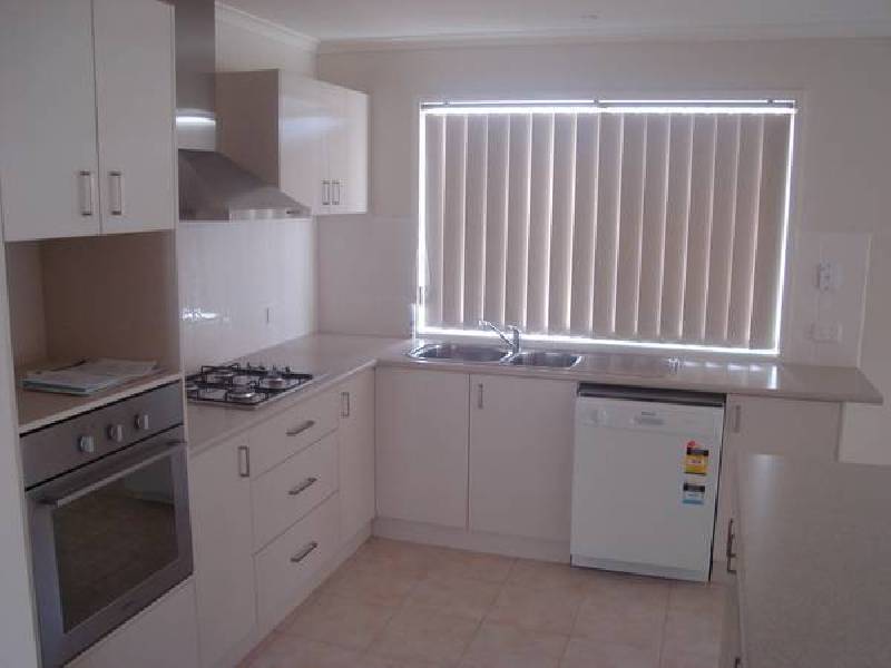 14 Castle Creek Road, Wodonga VIC 3690