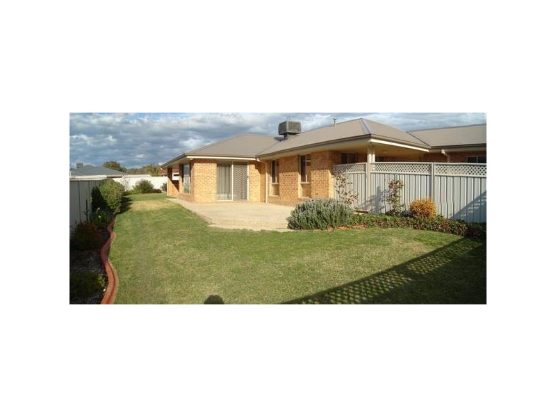Willoughby Avenue, Wodonga VIC 3690