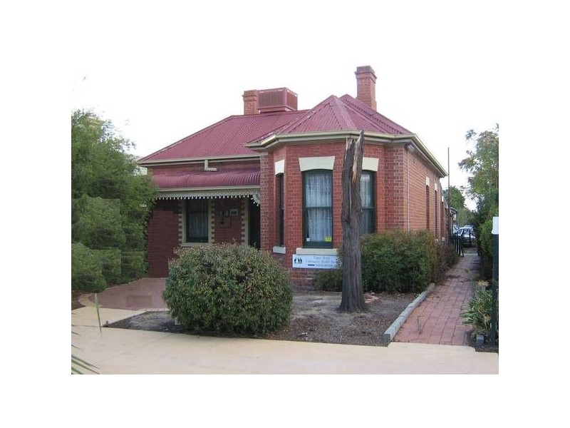 10 STANLEY STREET, Wodonga VIC 3690