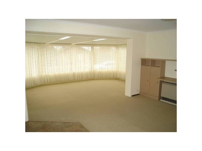 Menzies Street, Wodonga VIC 3690