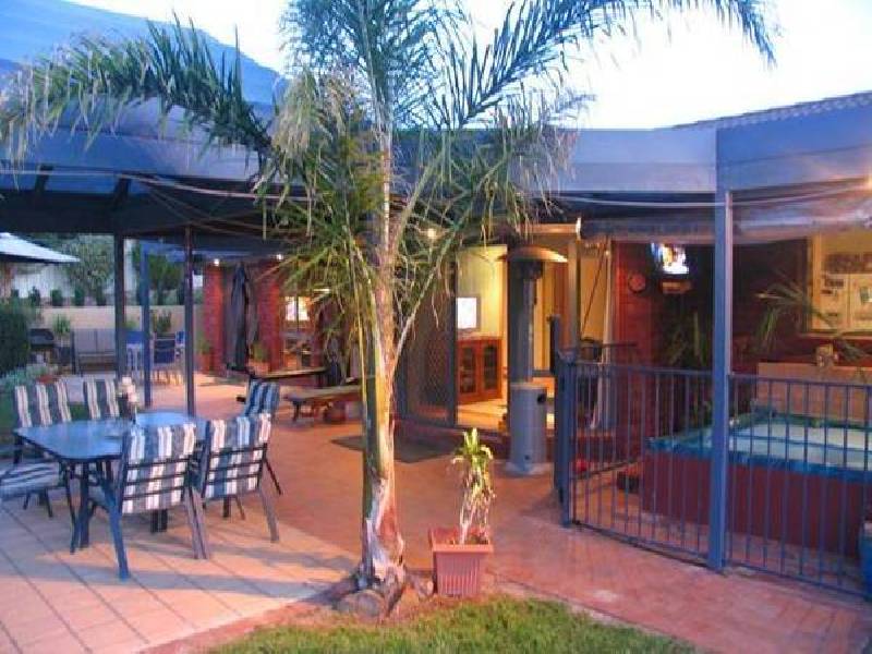 22 PEACOCK AVENUE, Wodonga VIC 3690