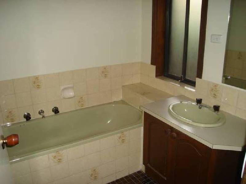 2 Bourke Crescent, Wodonga VIC 3690