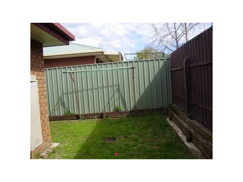 1&2/21 Emerald Avenue, Wodonga VIC 3690