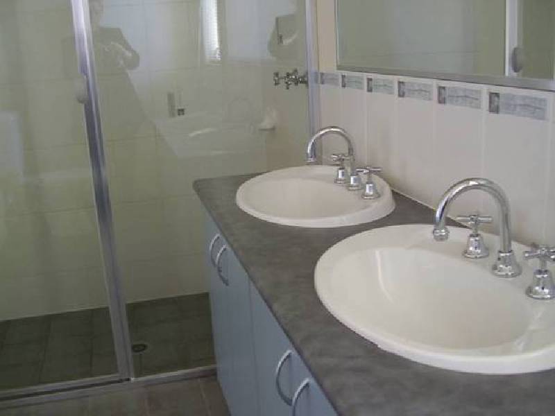 DALTON AVENUE, Wodonga VIC 3690