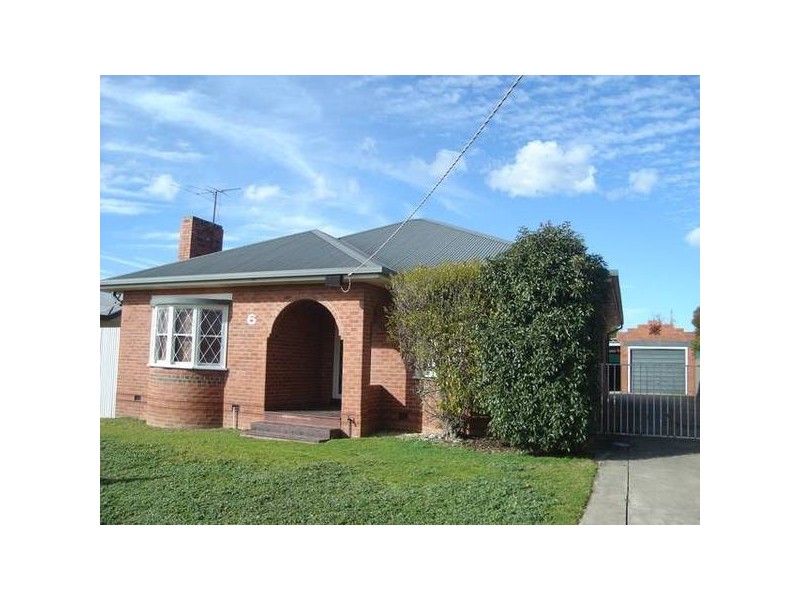 Chapman Street, Wodonga VIC 3690