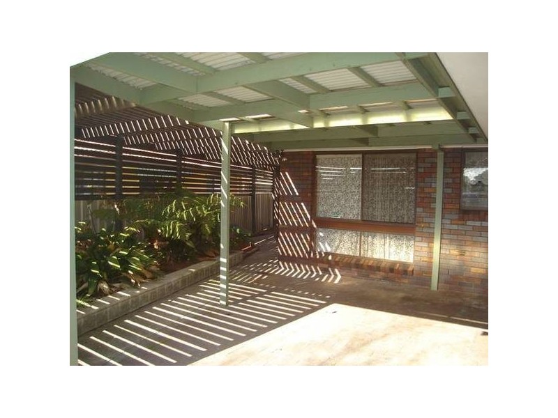 Pitmedden Drive, Wodonga VIC 3690