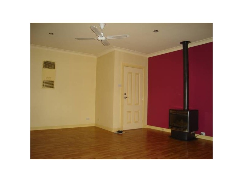 Collins Street, Wodonga VIC 3690