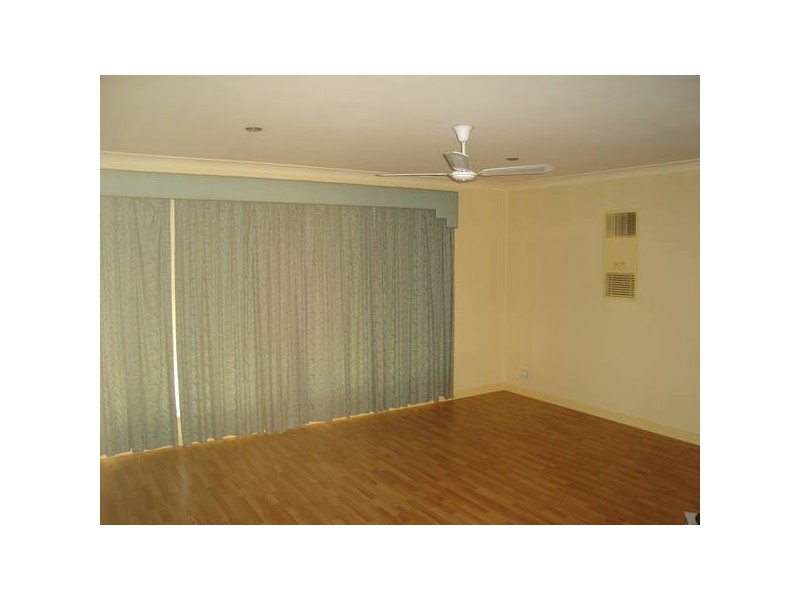 Collins Street, Wodonga VIC 3690