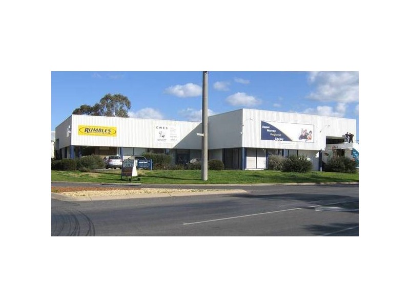 2/12 MOOREFIELD PARK DRIVE, Wodonga VIC 3690