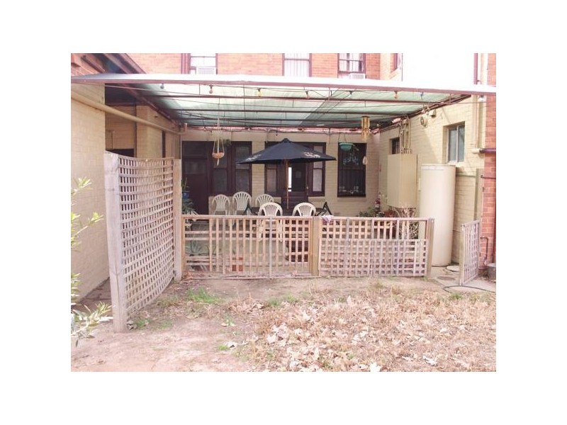 11 Anna Street, Urana NSW 2645