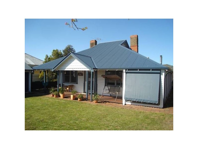 Beechworth Road, Wodonga VIC 3690