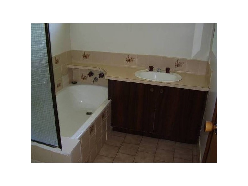 4 Bridge Street, Bethanga VIC 3691