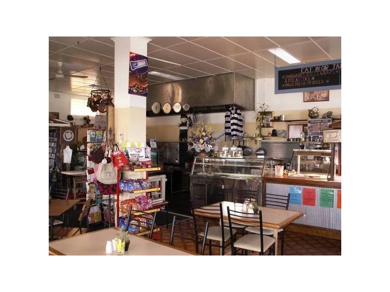 47 HAWKINS STREET, Howlong NSW 2643