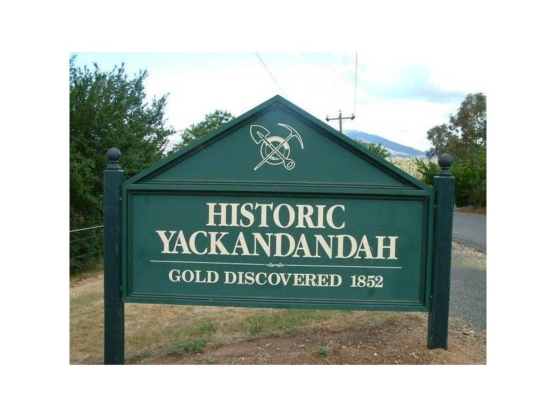 40 ISAACS STREET, Yackandandah VIC 3749