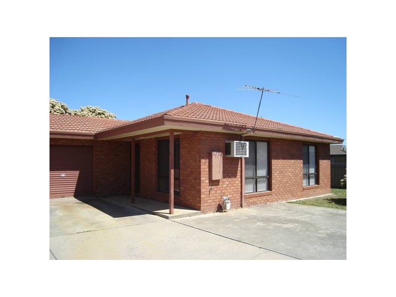 2/30 Campbell Avenue, Wodonga VIC 3690
