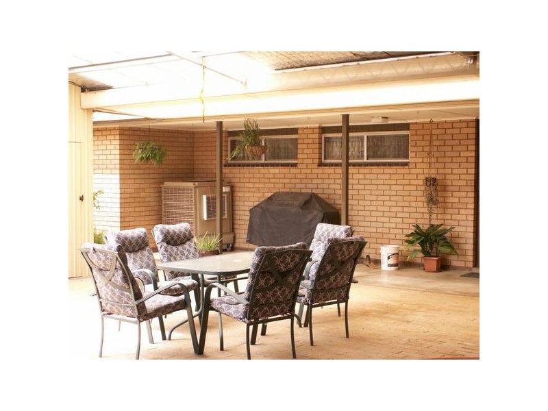 1 BONG STREET, Rand NSW 2642