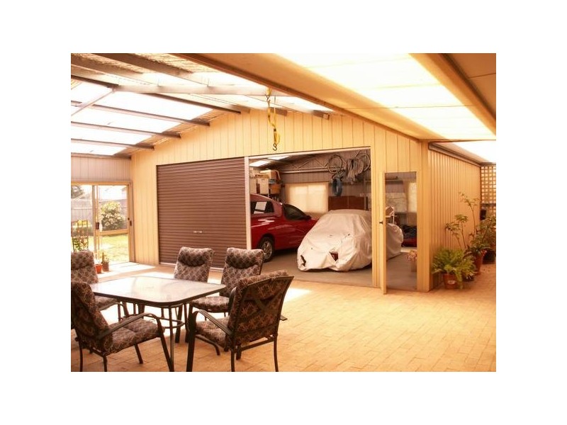 1 BONG STREET, Rand NSW 2642