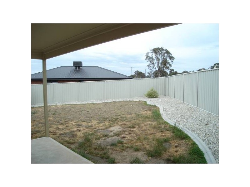 9 Samatha Terrace, Wodonga VIC 3690
