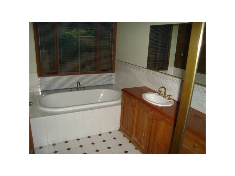 9A Barton Drive, Baranduda VIC 3691