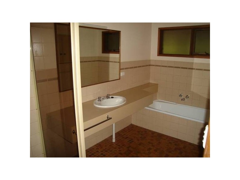 9A Barton Drive, Baranduda VIC 3691