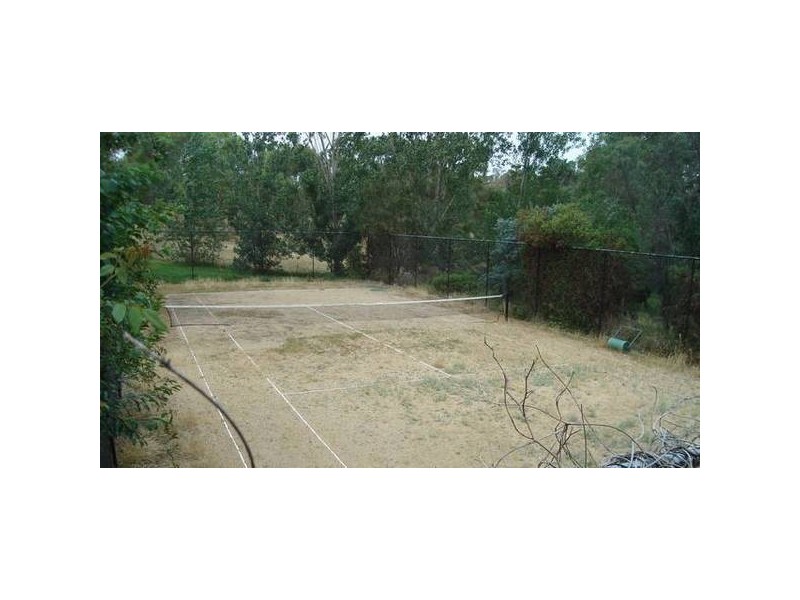 9A Barton Drive, Baranduda VIC 3691