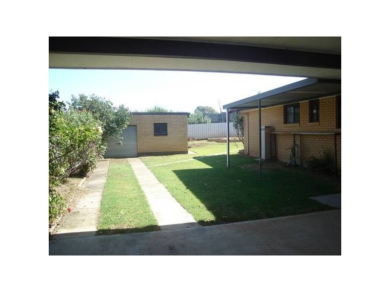 2 Elsa Court, Wodonga VIC 3690