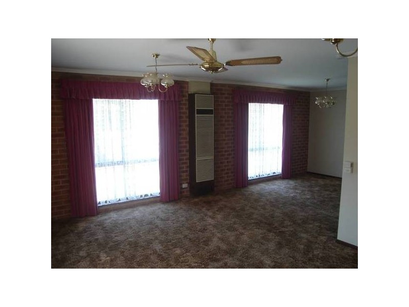 2 Elsa Court, Wodonga VIC 3690