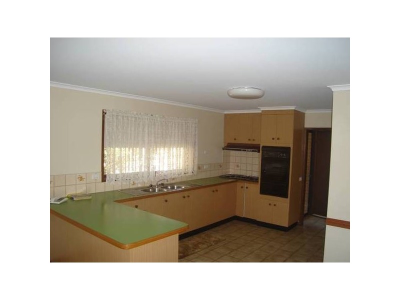 2 Elsa Court, Wodonga VIC 3690