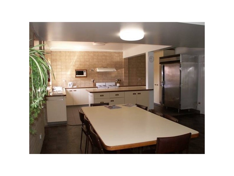 16 ST BERNARD DRIVE, Tawonga VIC 3697