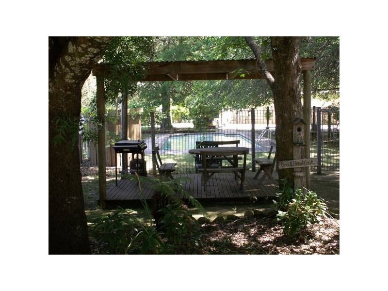 1 ASHWOOD AVENUE, Bright VIC 3741