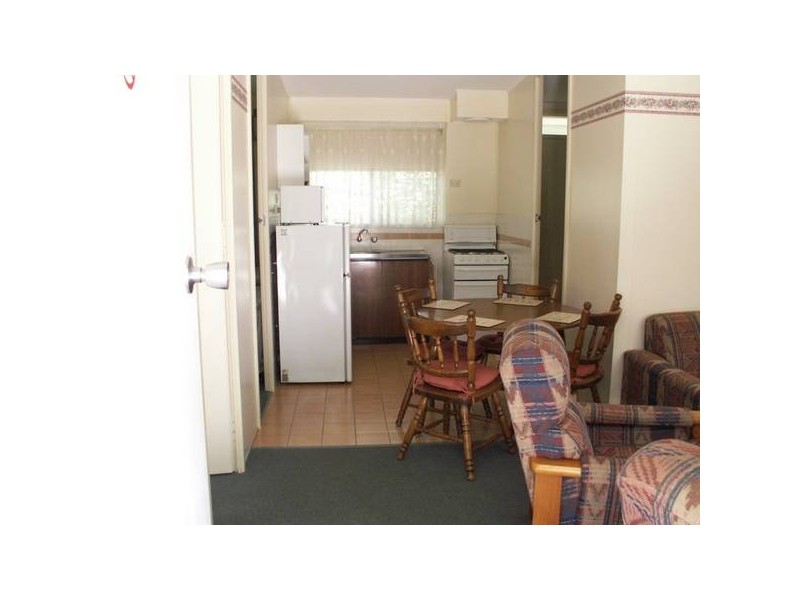 1 ASHWOOD AVENUE, Bright VIC 3741