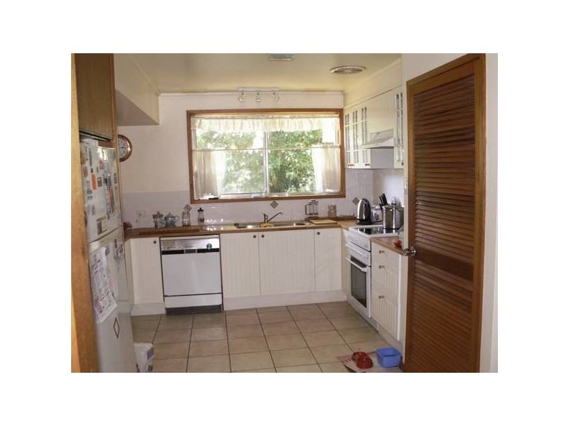 1 ASHWOOD AVENUE, Bright VIC 3741