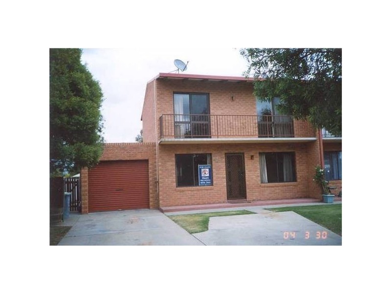 2/2 McKibbon Court, Wodonga VIC 3690