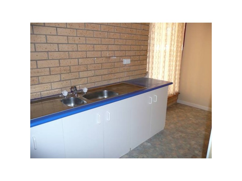 2/47-49 Hawkins Street, Howlong NSW 2643